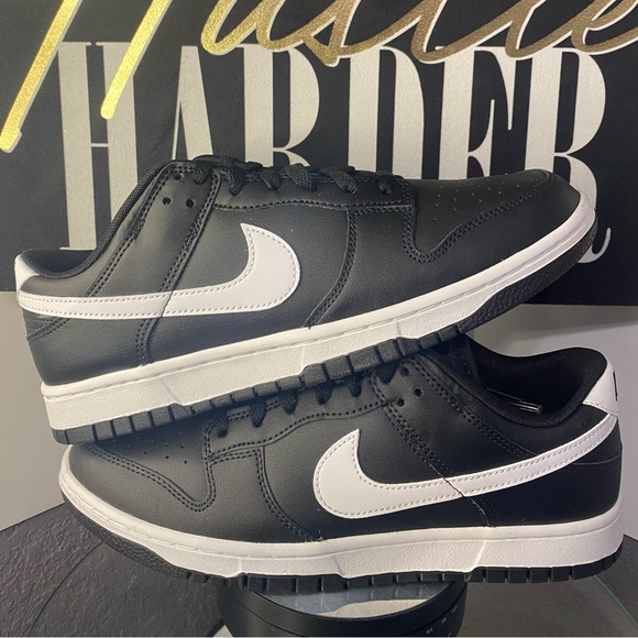 Nike Dunk Low Black Panda - Picture 2 of 3